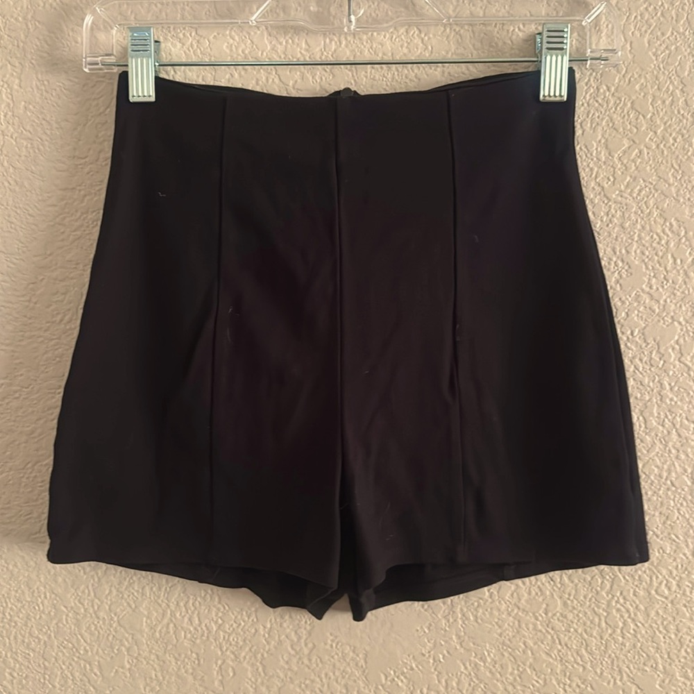 Super High Rise Shorts